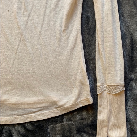🎉HP!🎉 Decree Lacy Cream Long Sleeve Top - Picture 4 of 7